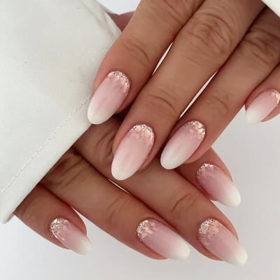 unghie matrimonio invitata babyboomer